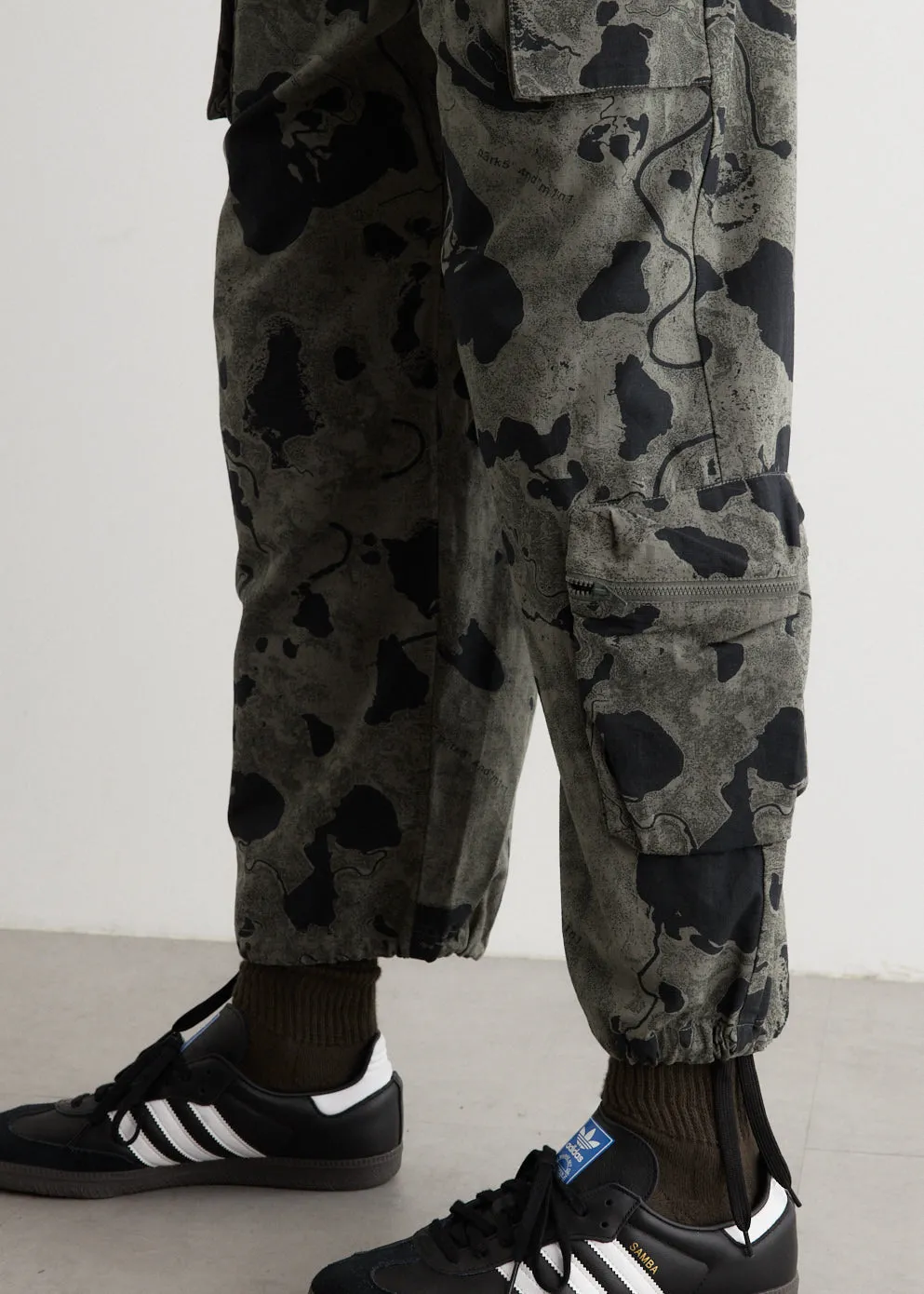 Geo Mapping Printed Return Pants